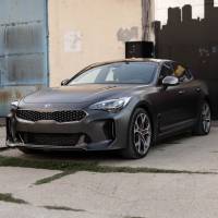 Kiafóliázás Kia Stinger Teckwrap Dark Grey Silk Kiafólia HM01 gyors választó
